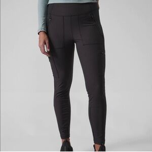 Athleta Women's Headlands Hybrid Cargo Pants Size 2